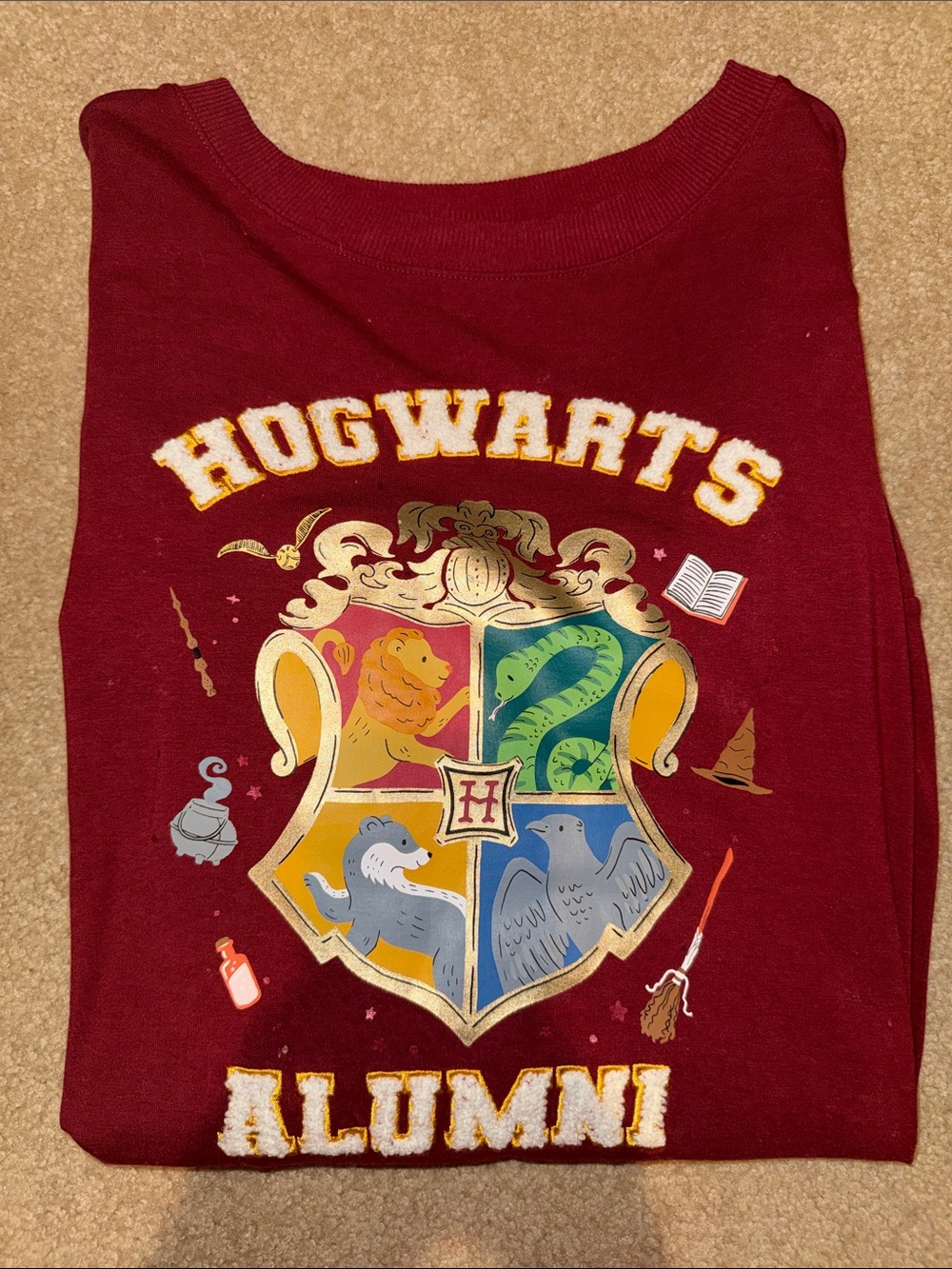 Little Sleepies Burgundy Hogwarts Alumni Sweatshirt - size unisex small